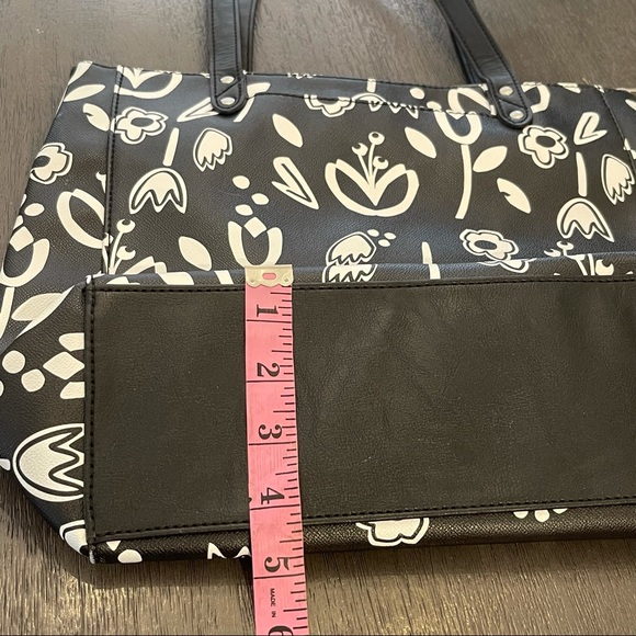 RELIC Today is the Day Bag - Picture 5 of 12